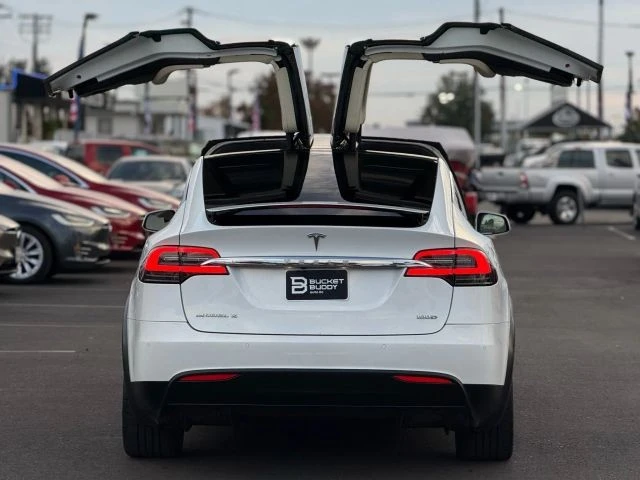 2018 Tesla Model X - Image 12 of 12