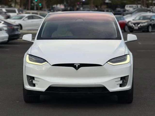2018 Tesla Model X - Image 5 of 12