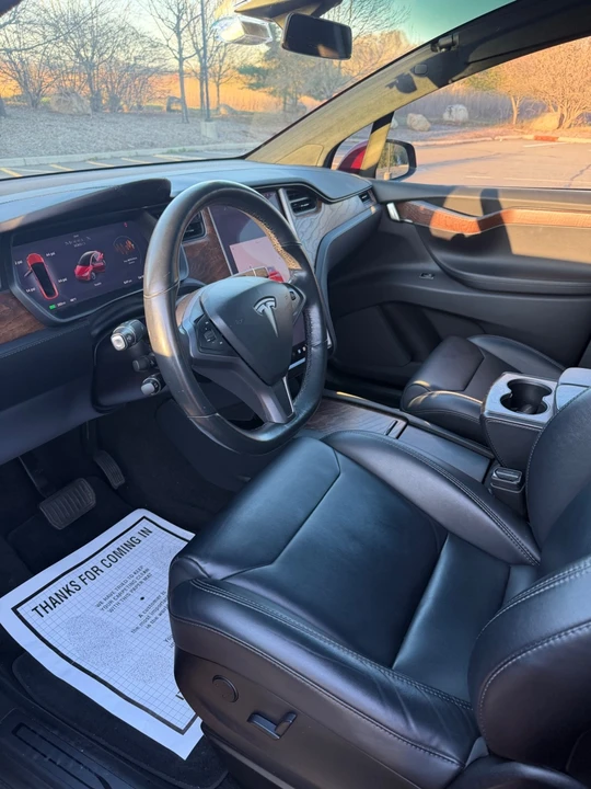 2018 Tesla Model X - Image 8 of 21