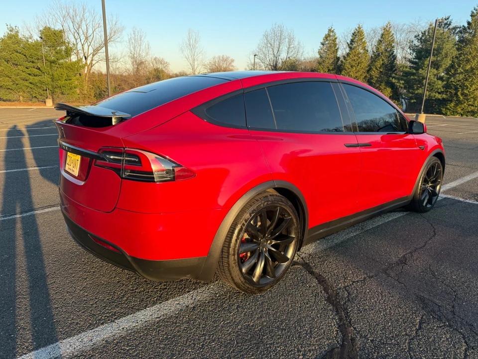 2018 Tesla Model X - Image 13 of 21