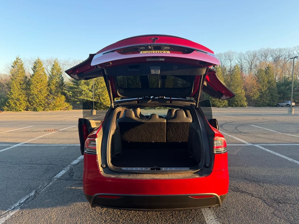2018 Tesla Model X - Image 21 of 21