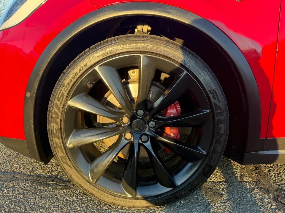 2018 Tesla Model X - Image 19 of 21