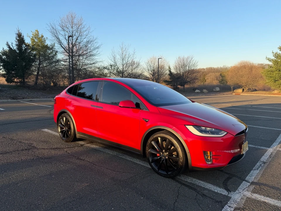 2018 Tesla Model X - Image 7 of 21