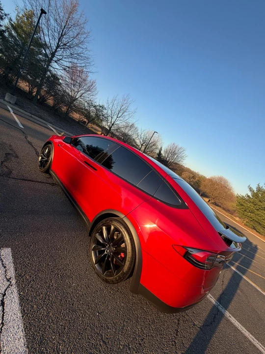 2018 Tesla Model X - Image 14 of 21