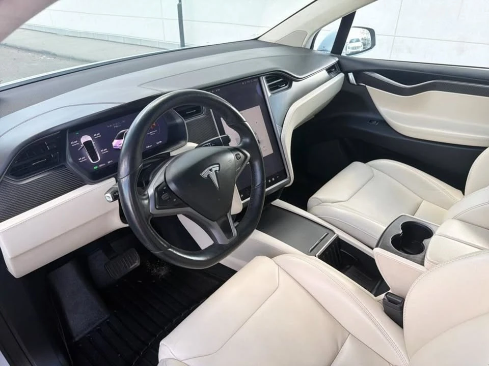2018 Tesla Model X - Image 13 of 19