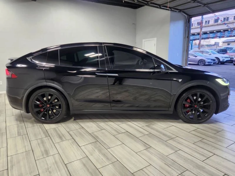 2018 Tesla Model X - Image 6 of 12