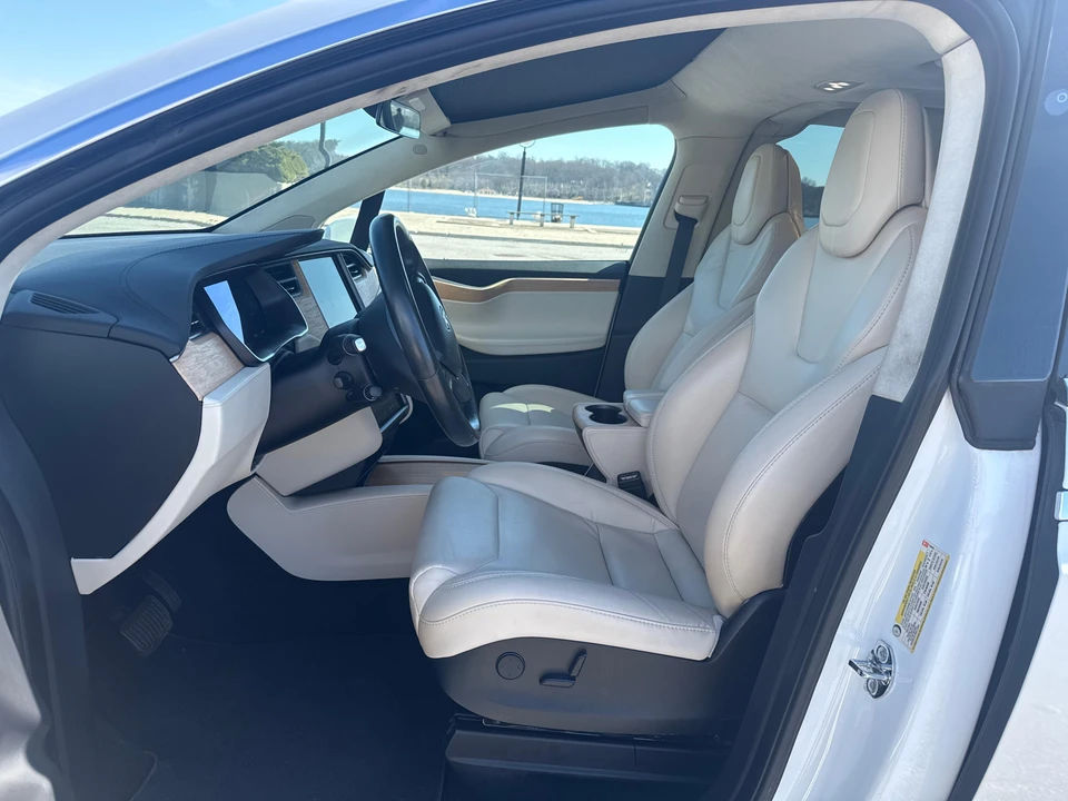2018 Tesla Model X - Image 24 of 24
