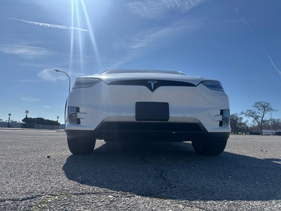 2018 Tesla Model X - Image 6 of 24