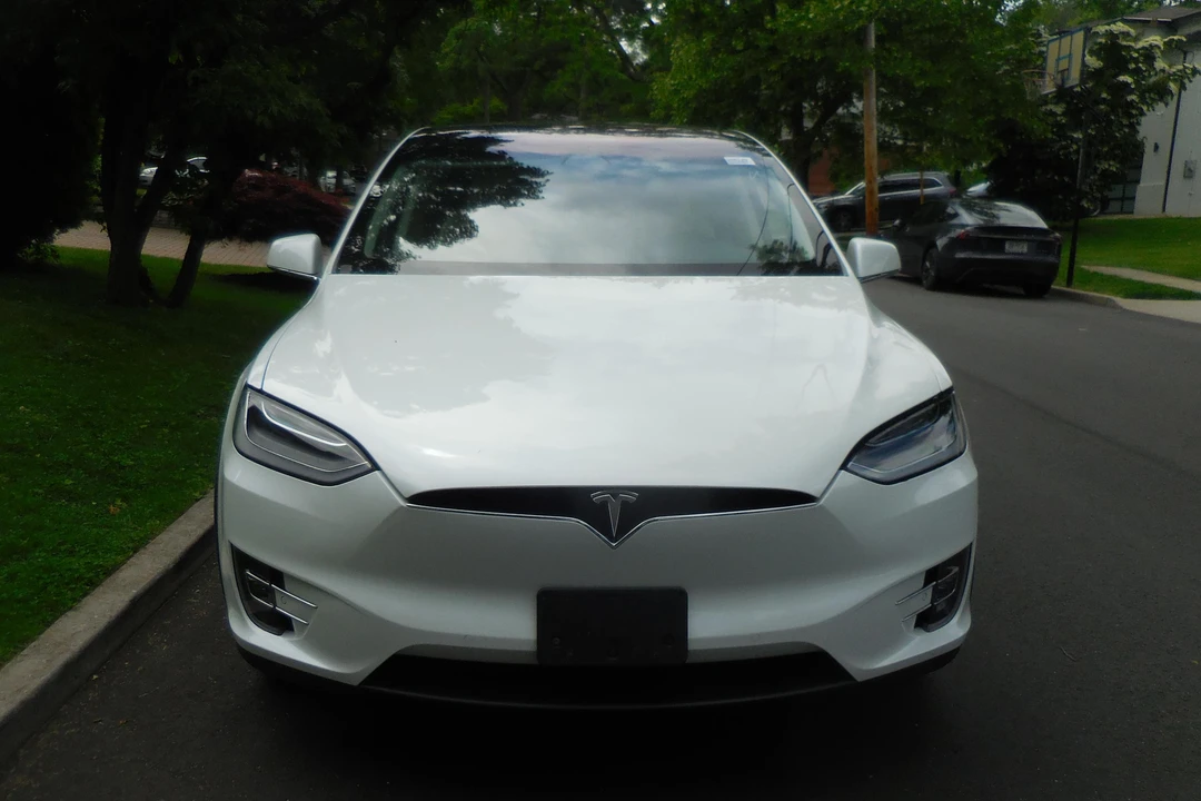 2018 Tesla Model X - Image 2 of 24