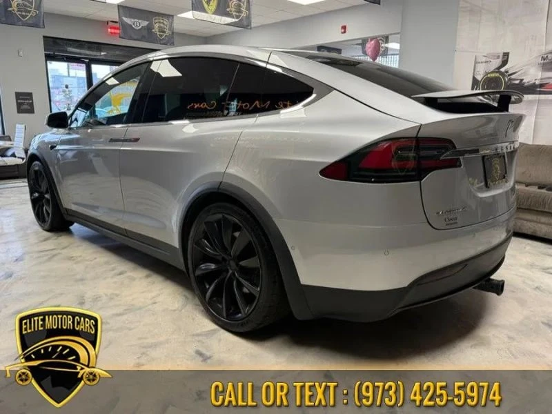 2018 Tesla Model X - Image 7 of 12