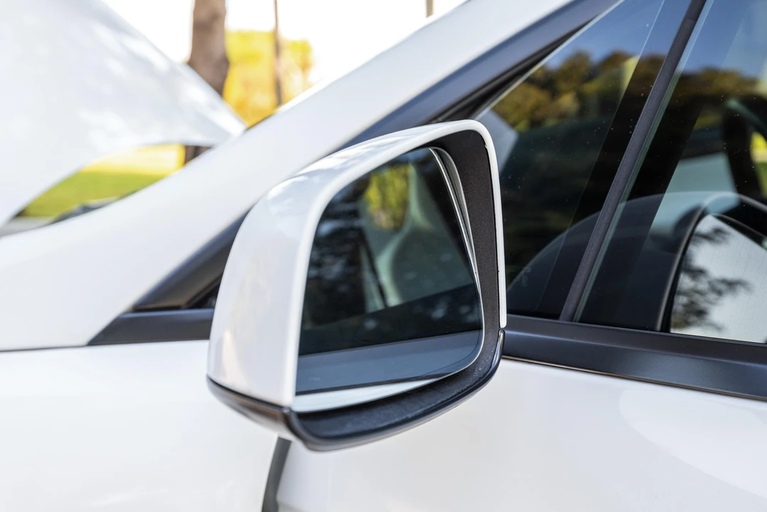 2018 Tesla Model X - Image 24 of 31