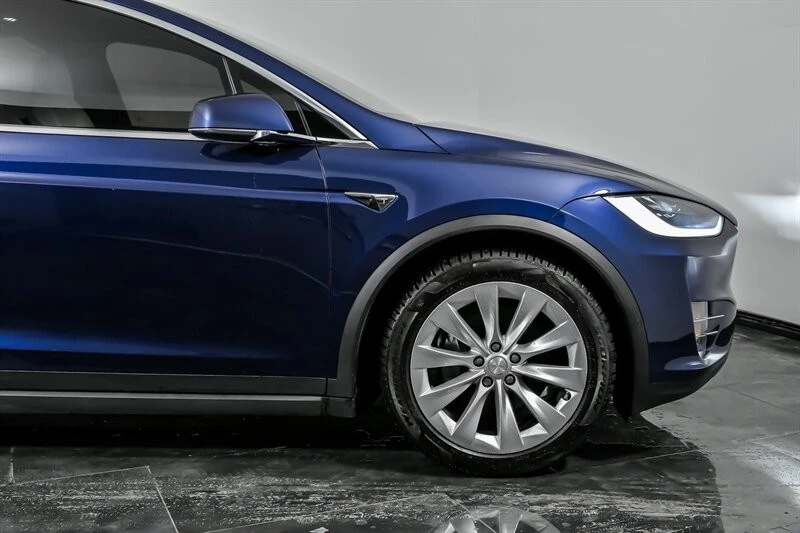 2018 Tesla Model X - Image 12 of 12