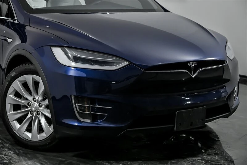 2018 Tesla Model X - Image 2 of 12