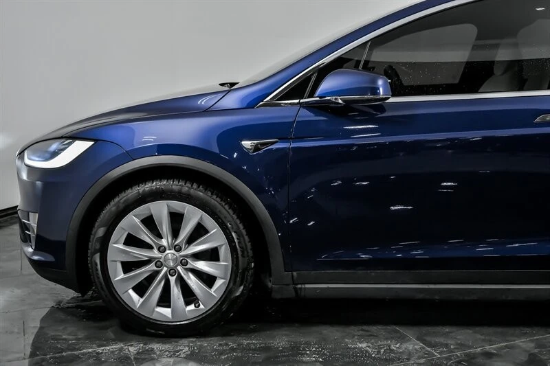 2018 Tesla Model X - Image 6 of 12