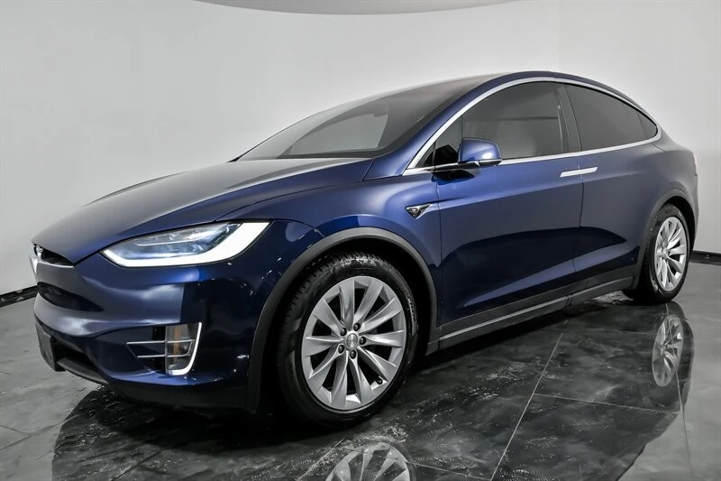 2018 Tesla Model X - Image 5 of 12