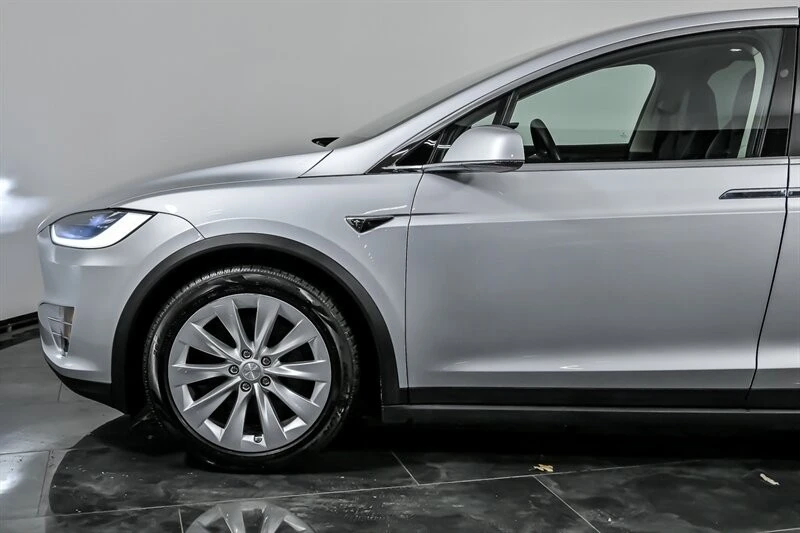 2018 Tesla Model X - Image 6 of 21