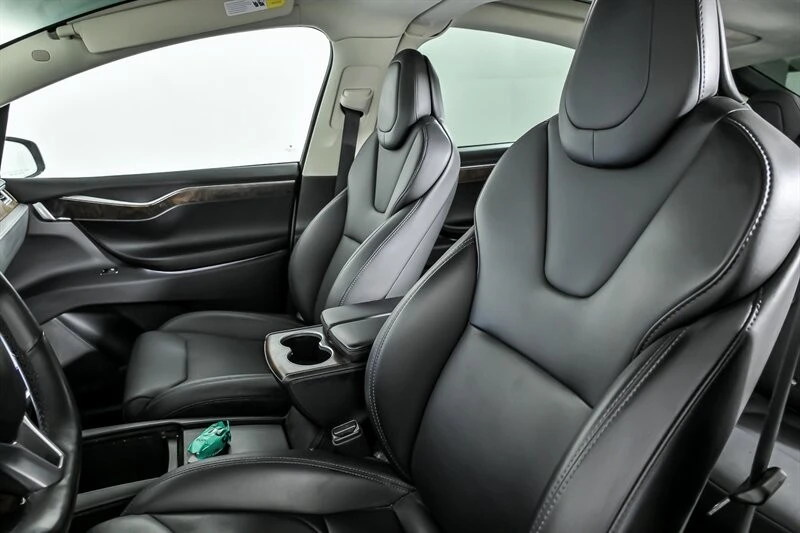 2018 Tesla Model X - Image 18 of 21