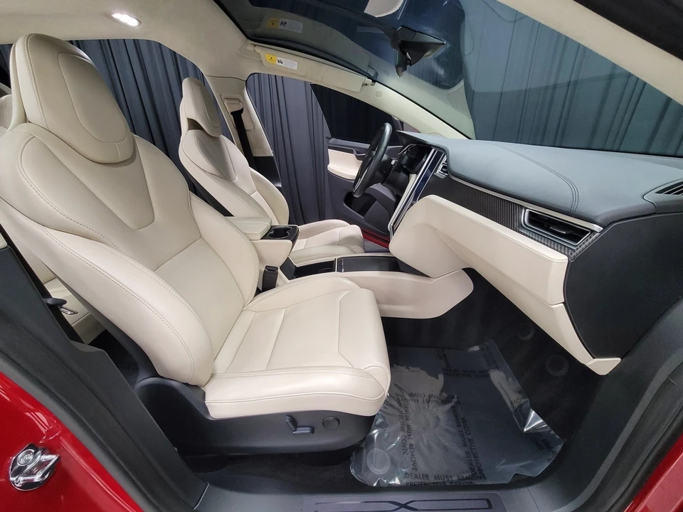 2018 Tesla Model X - Image 4 of 12