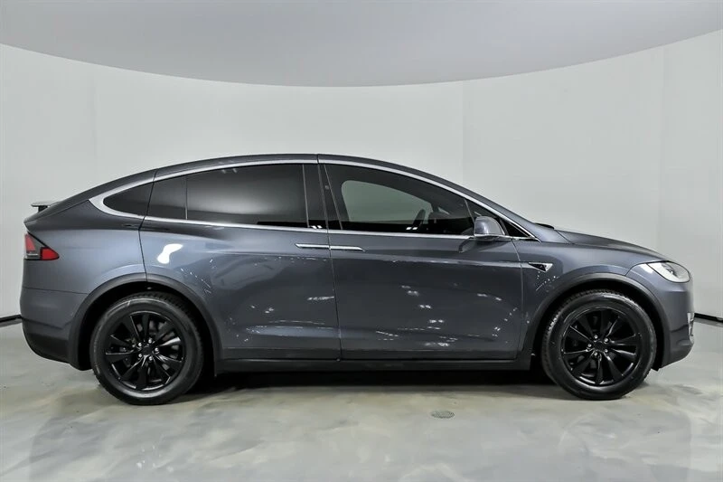 2018 Tesla Model X - Image 14 of 21