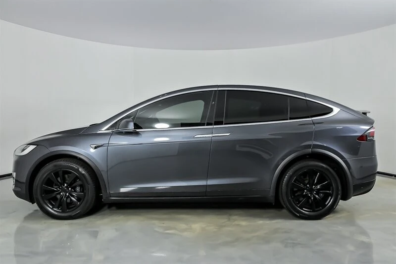 2018 Tesla Model X - Image 8 of 21