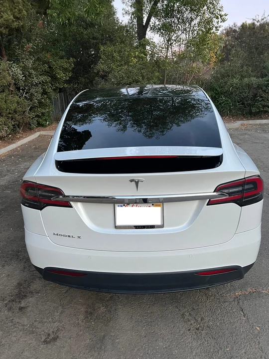 2018 Tesla Model X - Image 16 of 31