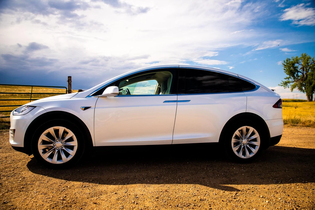 2018 Tesla Model X - Image 3 of 31