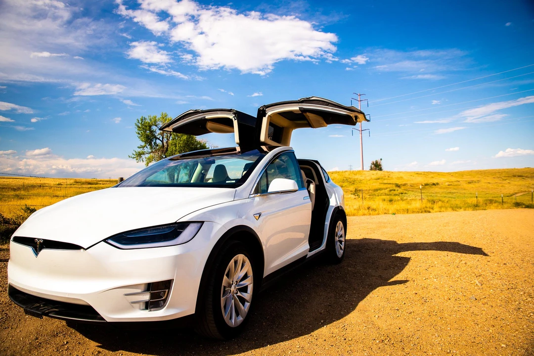 2018 Tesla Model X - Image 11 of 31