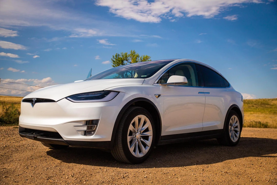 2018 Tesla Model X - Image 10 of 31