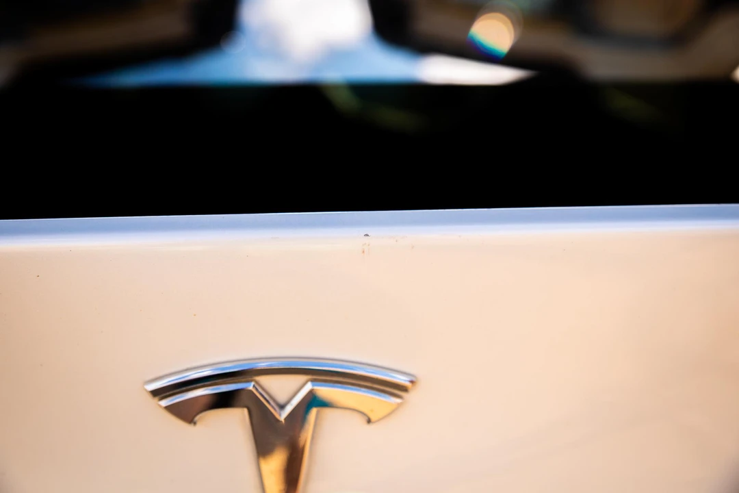 2018 Tesla Model X - Image 20 of 31