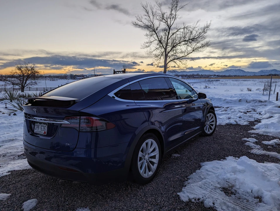 2018 Tesla Model X - Image 17 of 31