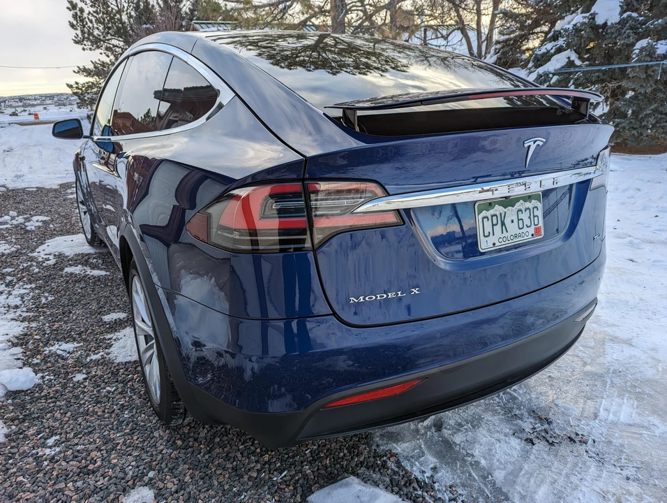 2018 Tesla Model X - Image 12 of 31