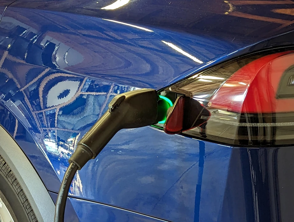 2018 Tesla Model X - Image 31 of 31