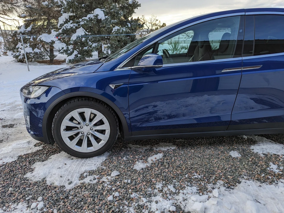 2018 Tesla Model X - Image 24 of 31