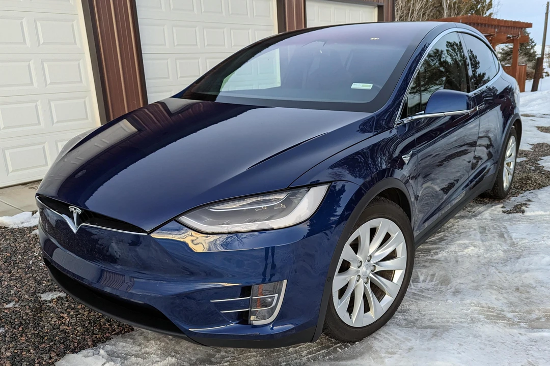 2018 Tesla Model X - Image 2 of 31