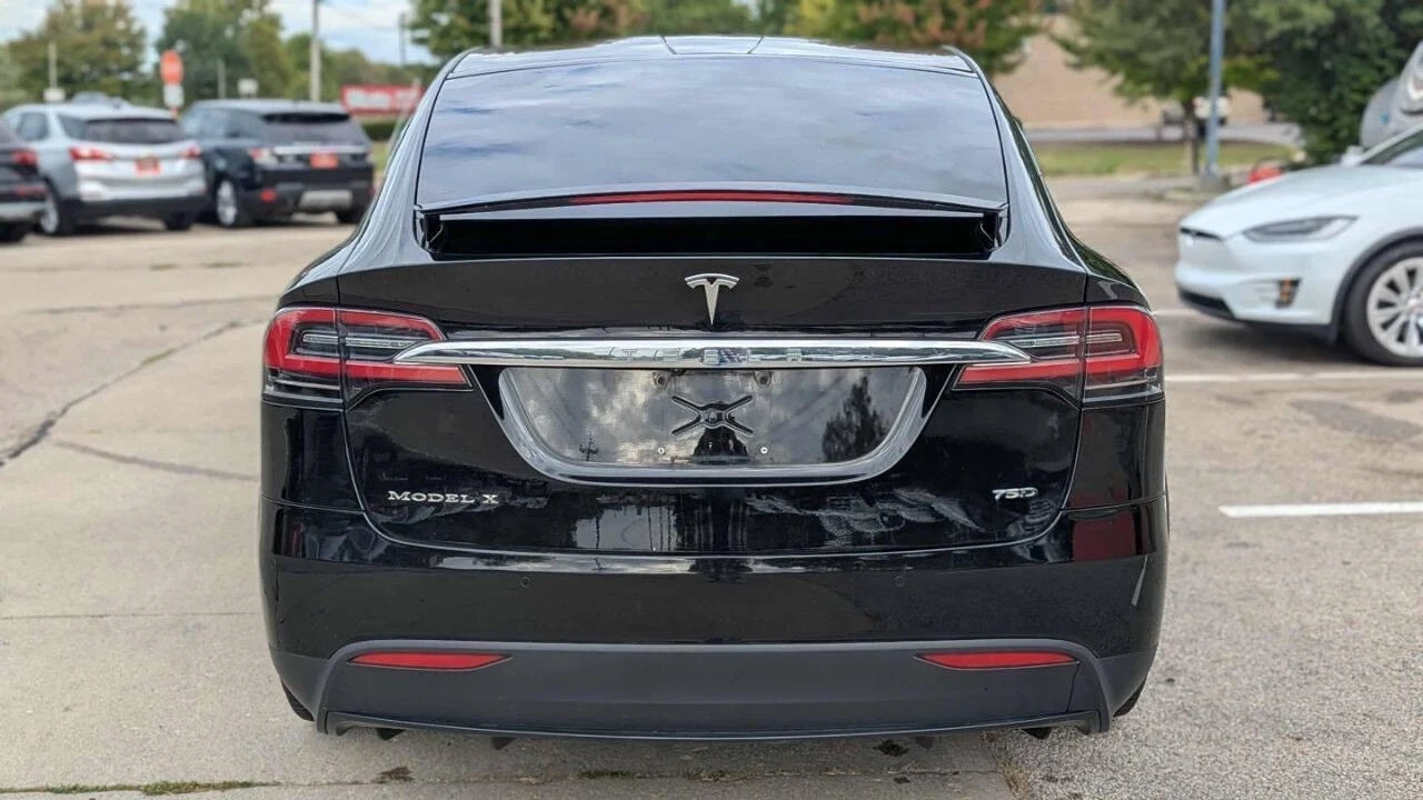 2018 Tesla Model X - Image 6 of 12