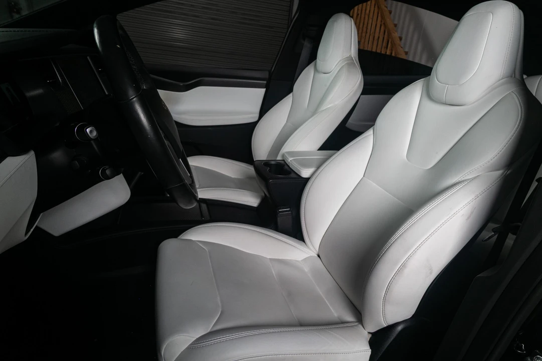 2018 Tesla Model X - Image 4 of 21