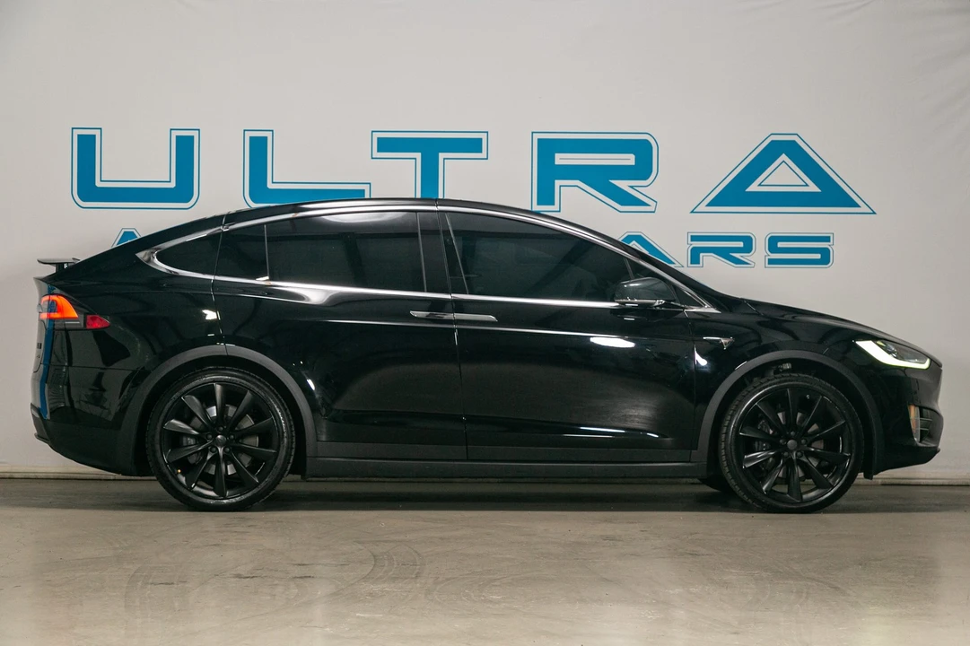 2018 Tesla Model X - Image 9 of 21