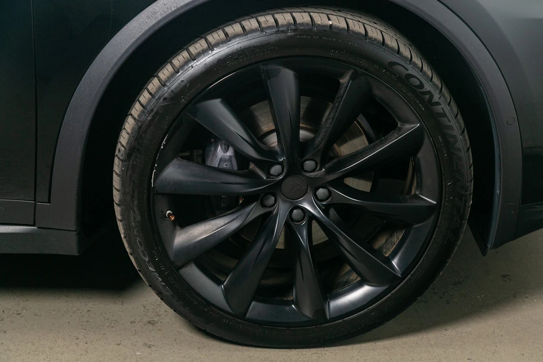 2018 Tesla Model X - Image 20 of 21