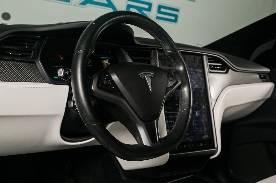 2018 Tesla Model X - Image 2 of 21