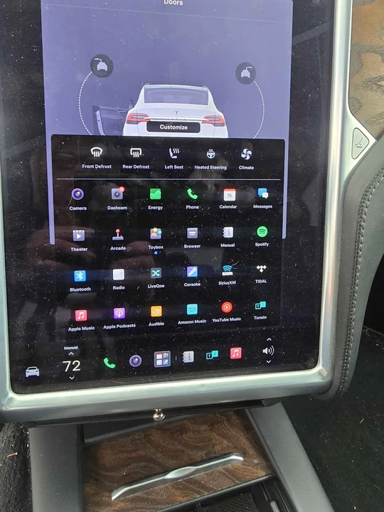 2018 Tesla Model X - Image 13 of 21
