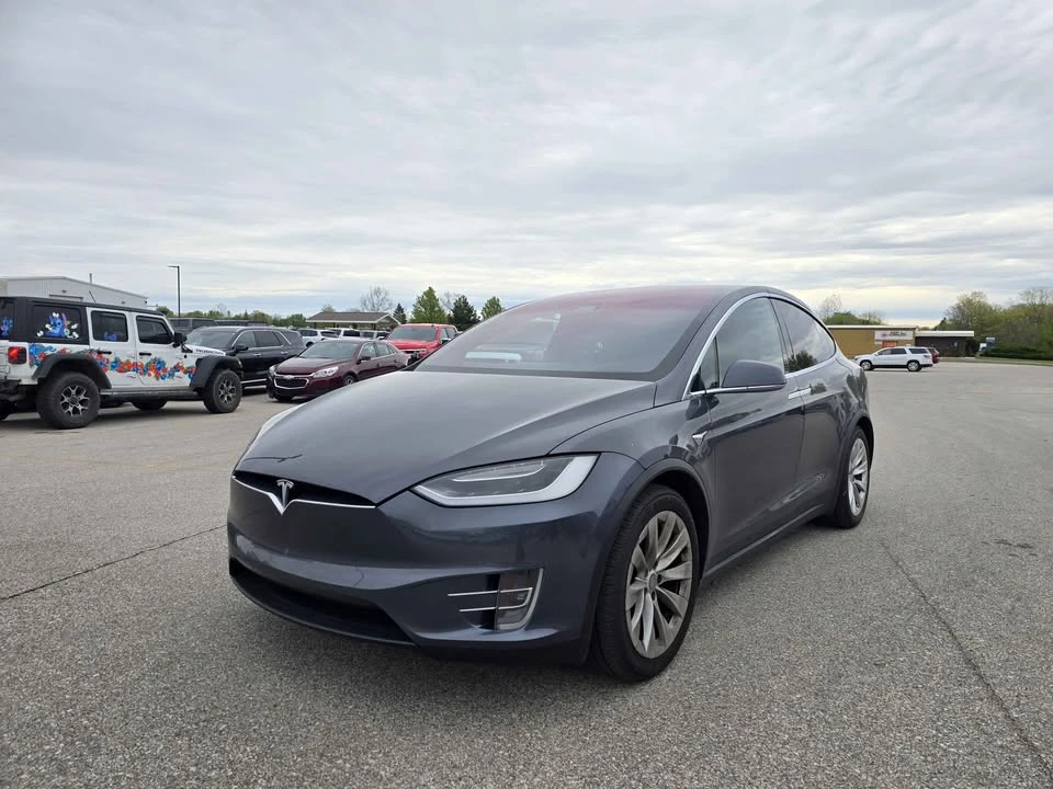 2018 Tesla Model X - Image 2 of 21