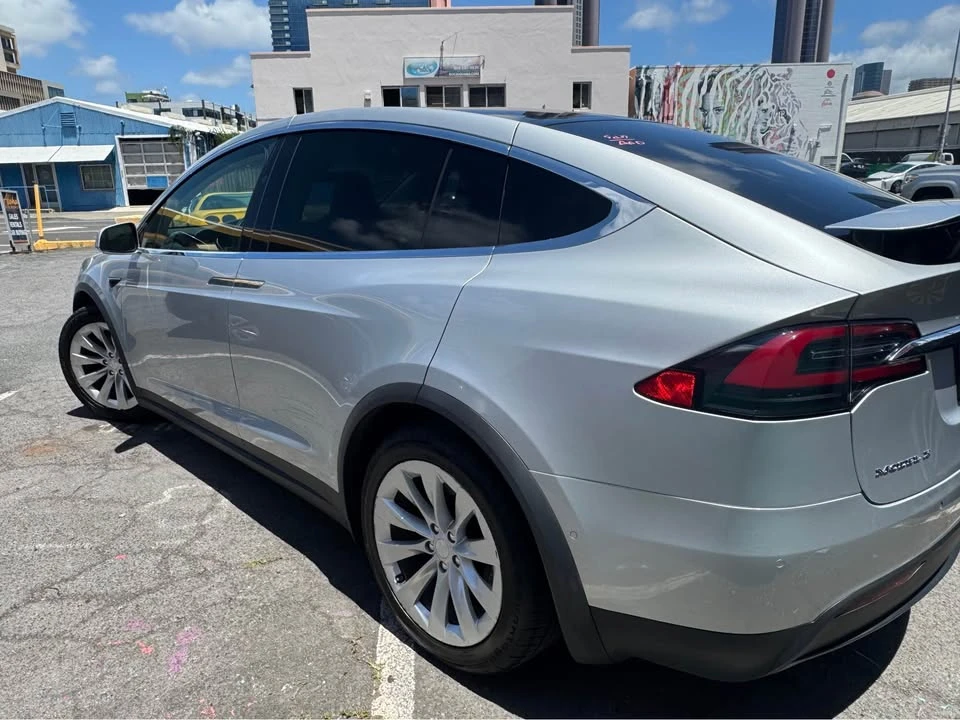 2018 Tesla Model X - Image 4 of 16