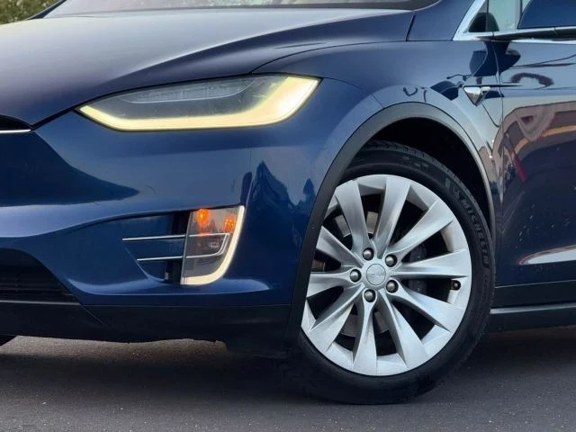 2018 Tesla Model X - Image 2 of 21