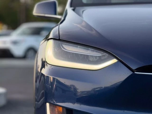 2018 Tesla Model X - Image 6 of 21