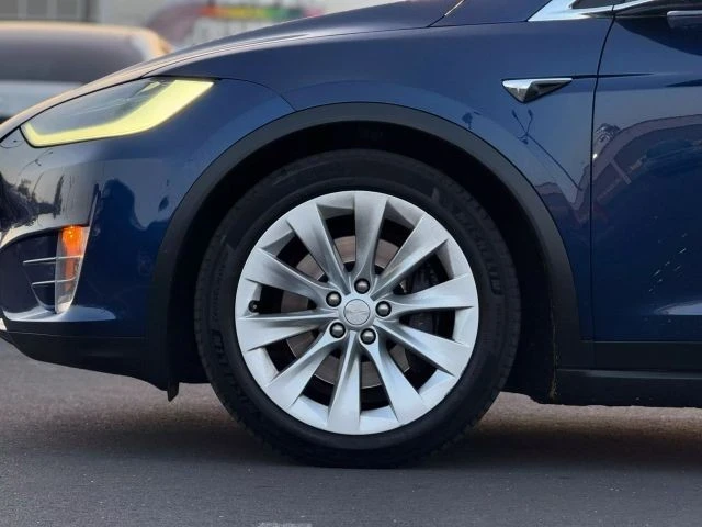 2018 Tesla Model X - Image 7 of 21