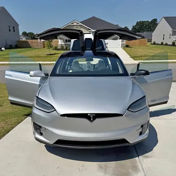 2018 Tesla Model X 75D Sport Utility 4D