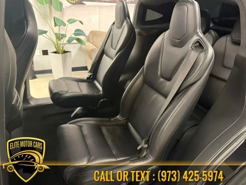 2018 Tesla Model X - Image 11 of 12