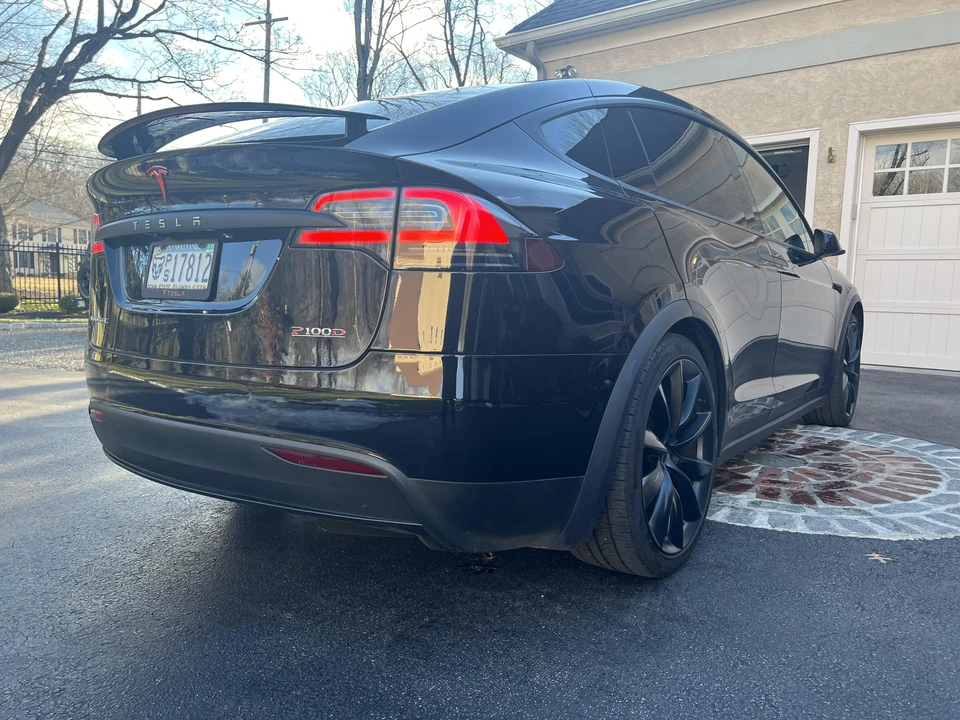 2018 Tesla Model X - Image 12 of 31