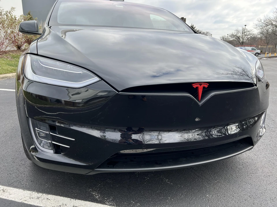 2018 Tesla Model X - Image 15 of 31