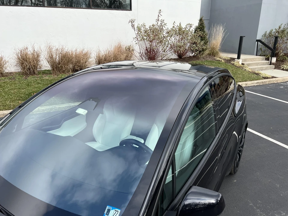 2018 Tesla Model X - Image 28 of 31